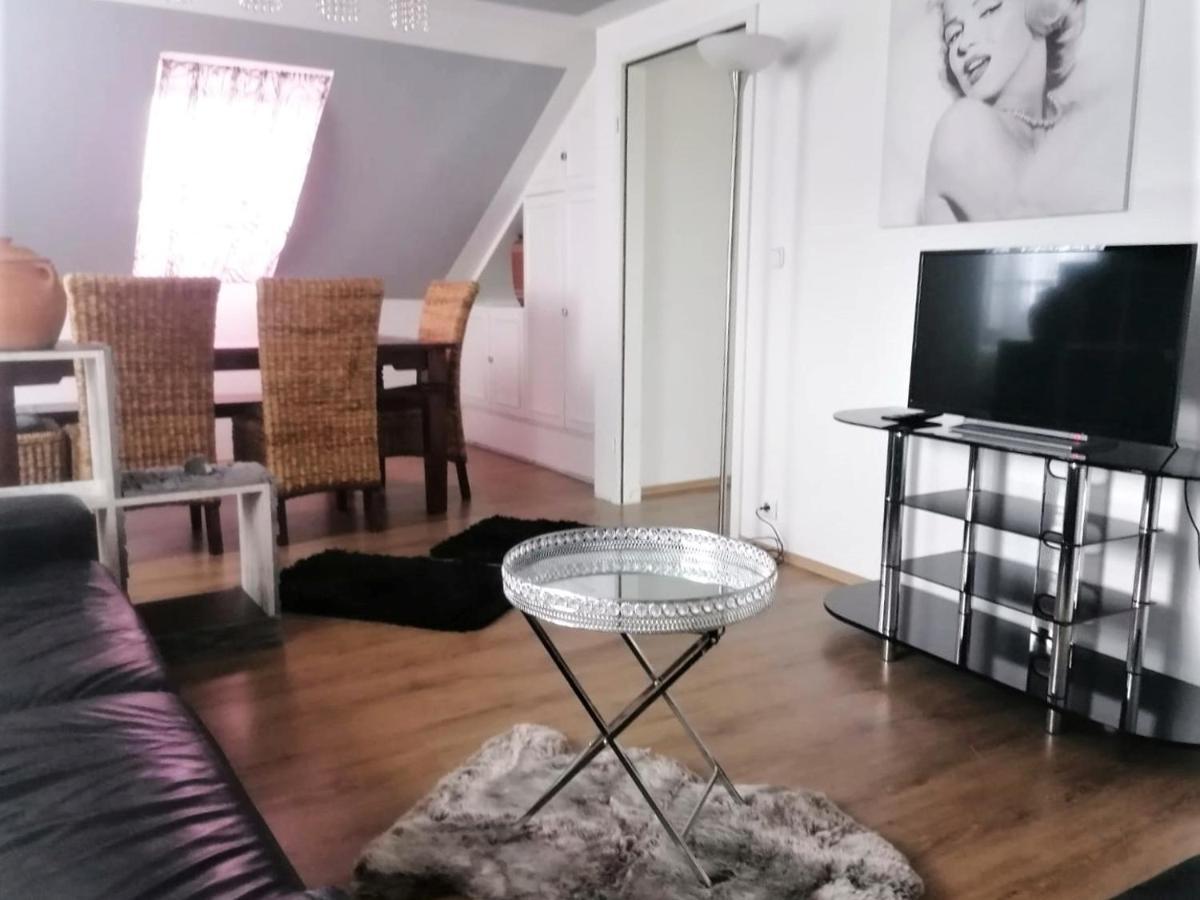 Gemuetliche Apartments In Niederdorfelden Eksteriør bilde