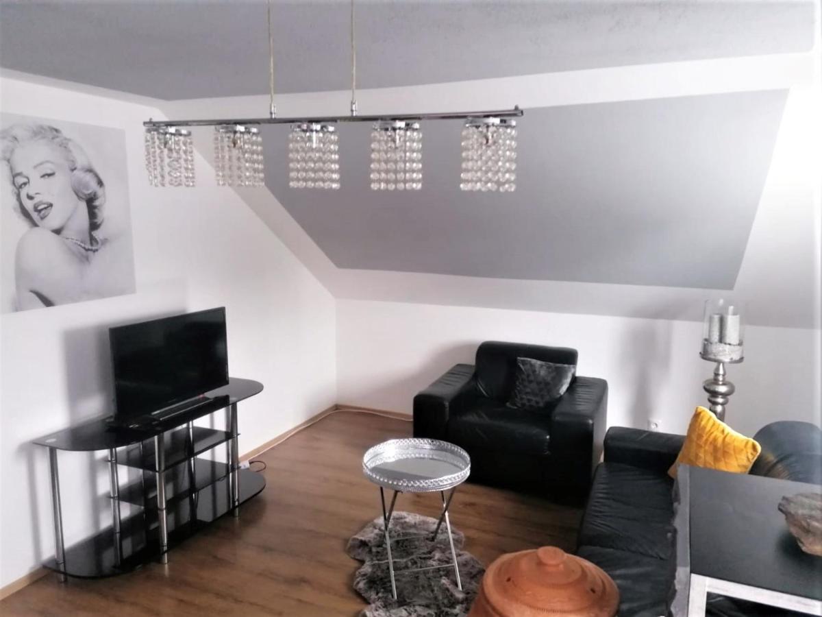 Gemuetliche Apartments In Niederdorfelden Eksteriør bilde